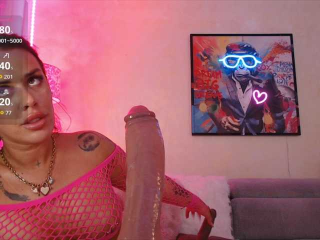 LaylaCruz live cam on BongaCams