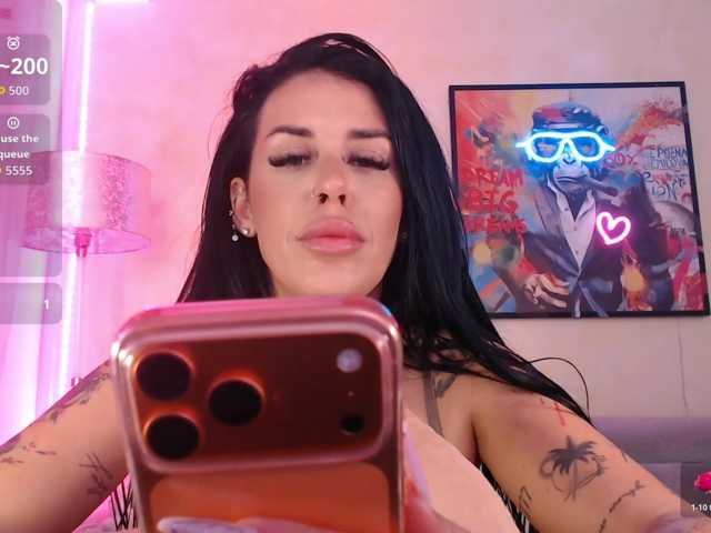 LaylaCruz, live now on BongaCams