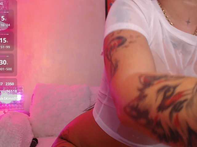 LaylaCruz live cam on BongaCams