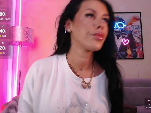 LaylaCruz, en directo ahora en BongaCams