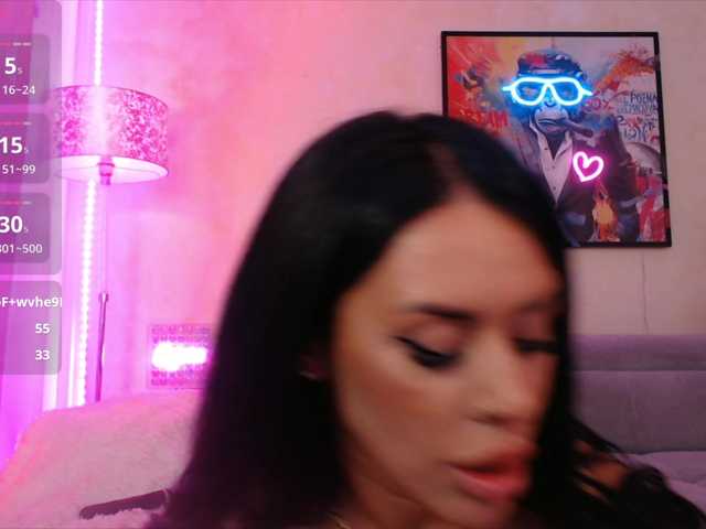 LaylaCruz live cam on BongaCams