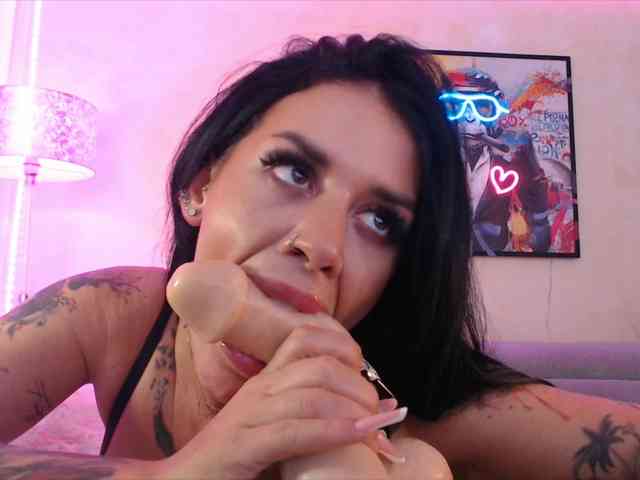LaylaCruz webcam