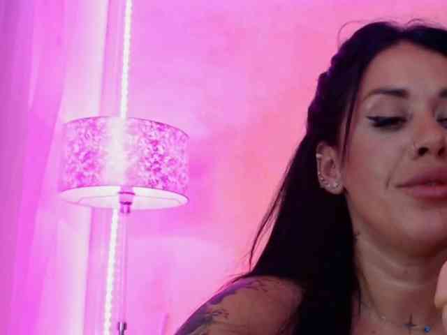 LaylaCruz webcam