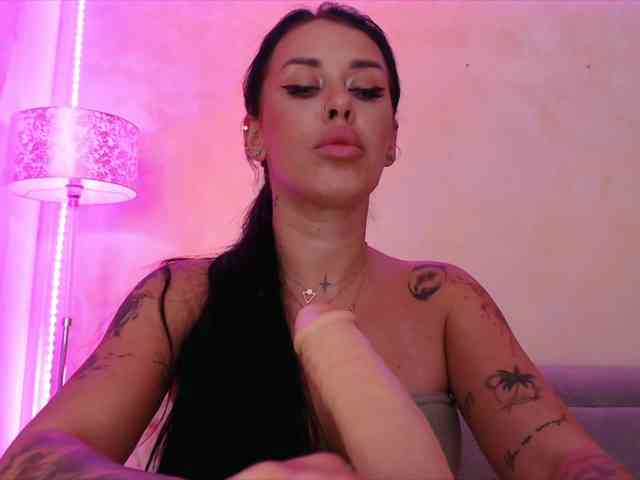 LaylaCruz webcam
