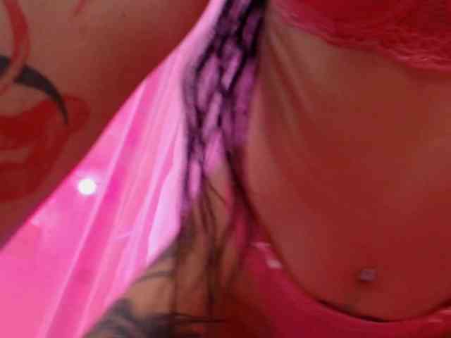 LaylaCruz webcam