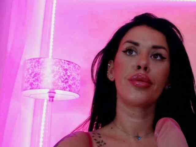 LaylaCruz webcam