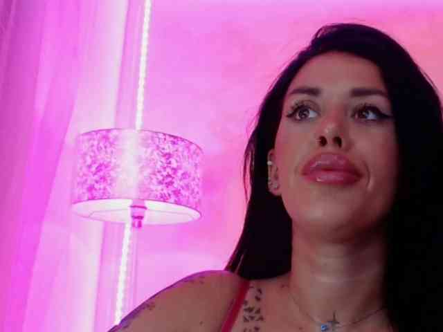 LaylaCruz webcam