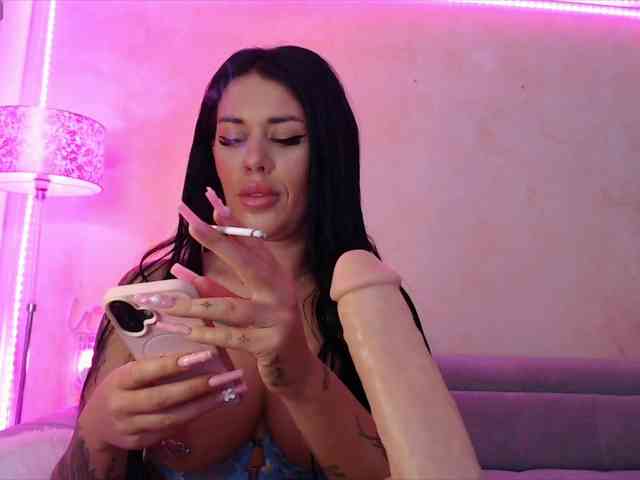 LaylaCruz webcam