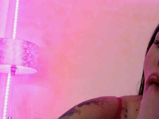 LaylaCruz webcam