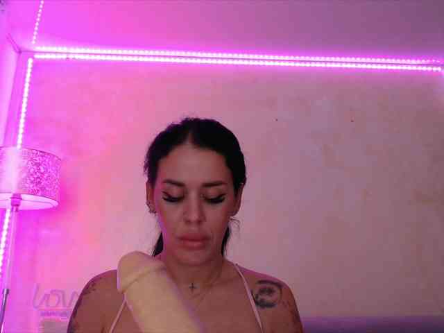 LaylaCruz LaylaCruz