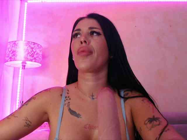 LaylaCruz webcam