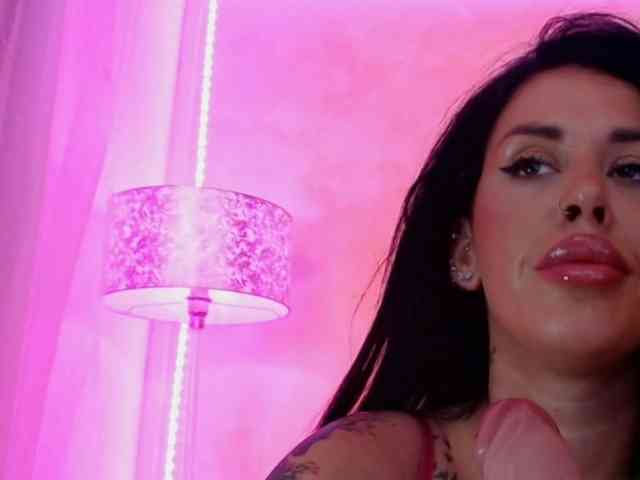LaylaCruz webcam