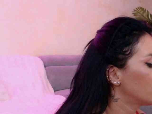 LaylaCruz webcam