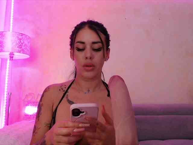 LaylaCruz webcam