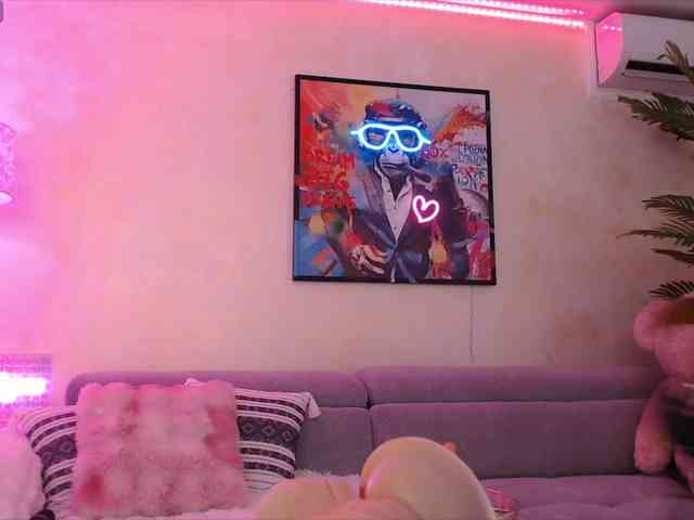 LaylaCruz webcam