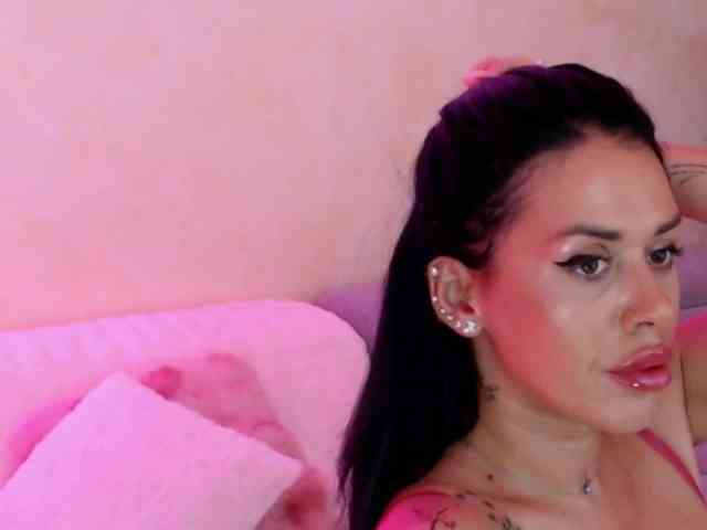 LaylaCruz webcam