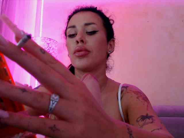 LaylaCruz webcam