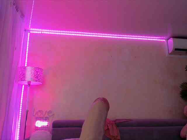 LaylaCruz webcam