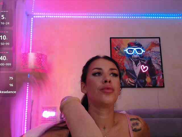 LaylaCruz LaylaCruz