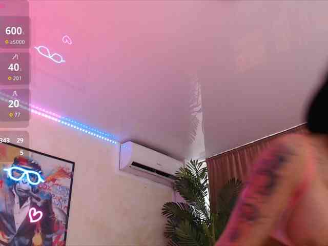 LaylaCruz webcam