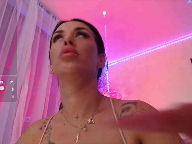 LaylaCruz webcam