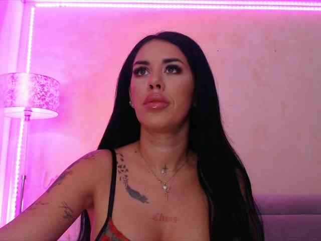 LaylaCruz webcam