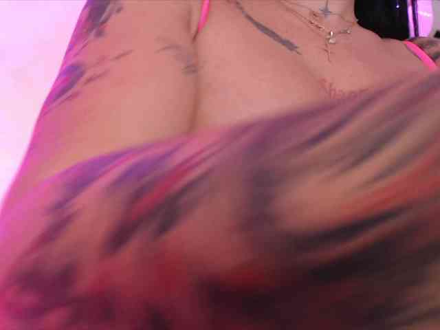 LaylaCruz webcam