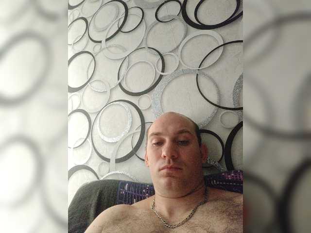 Knut-3 live webcam show