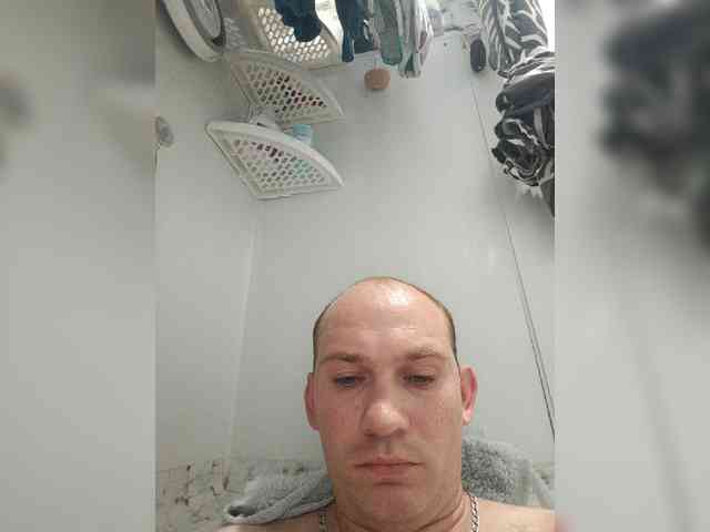 Knut-3 Sex Cam Show