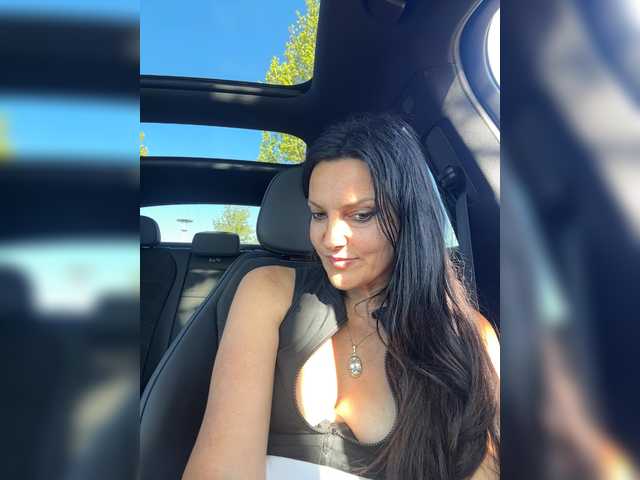 Leta29's BongaCams show and profile