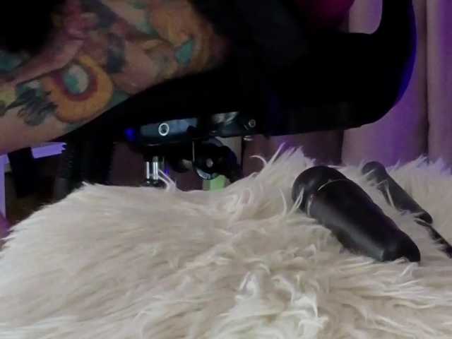 your-amazon4rever-wild live cam preview