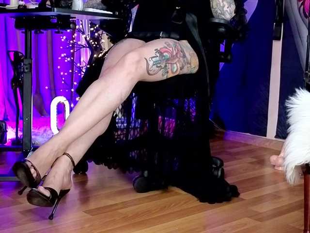 your-amazon4rever-wild live webcam show