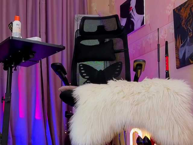 your-amazon4rever-wild's BongaCams show and profile