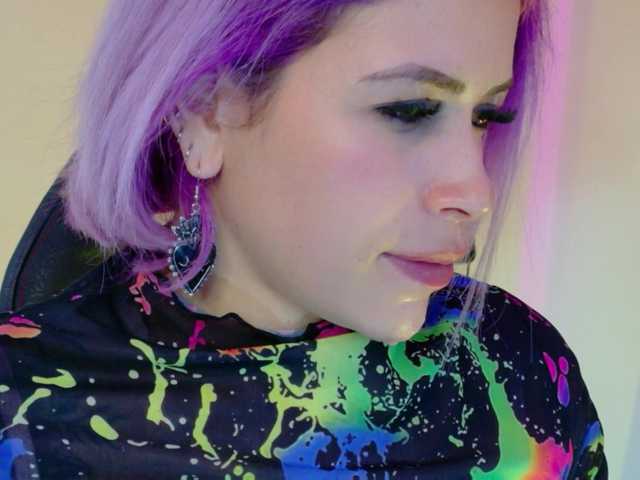 Ivypoison10 live cam on BongaCams