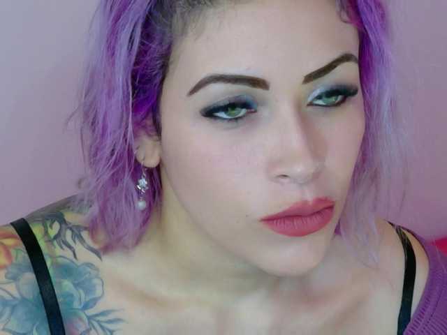 ivypoison10 cam belle