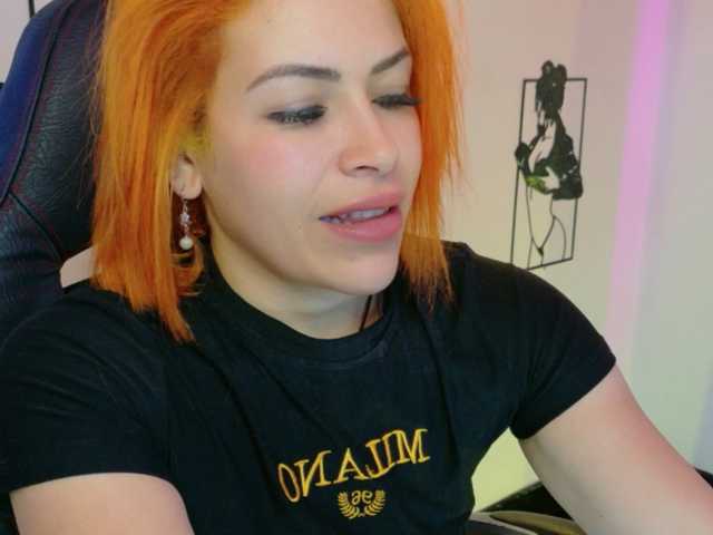 Ivypoison10 live cam on BongaCams