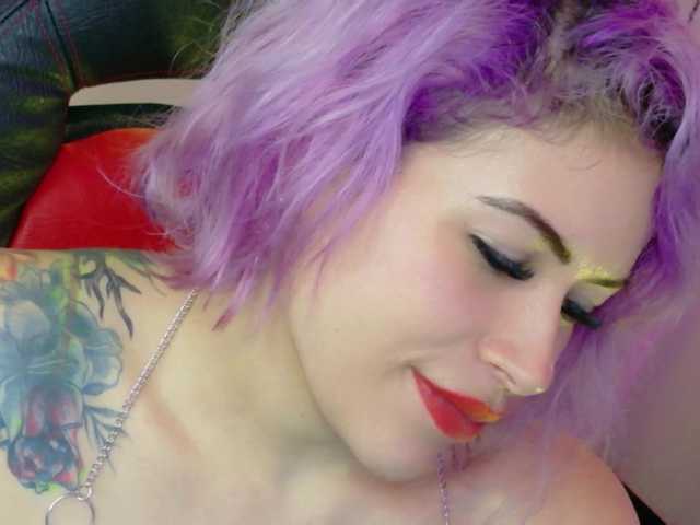 ivypoison10 cam belle