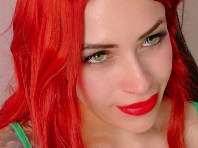 Ivypoison10 live cam on BongaCams