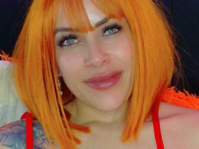 Ivypoison10 live cam on BongaCams