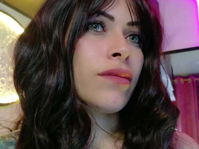 Ivypoison10 live cam on BongaCams