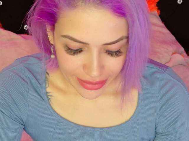 Ivypoison10 live cam on BongaCams