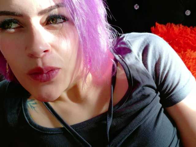 Ivypoison10 live webcam show