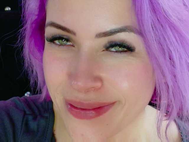 Ivypoison10 live webcam show