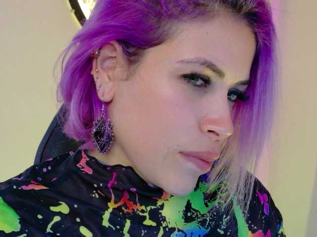 Ivypoison10 live cam