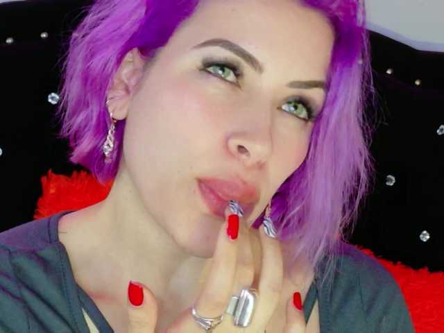Ivypoison10 live webcam show