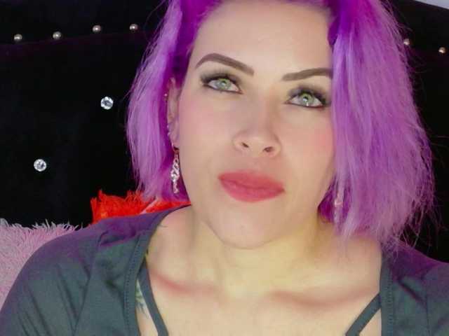 ivypoison10 live sex show
