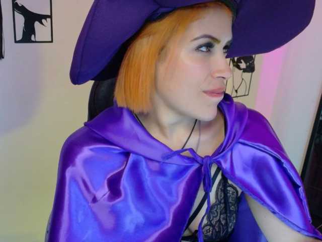 Alexa_lopez live cam on BongaCams