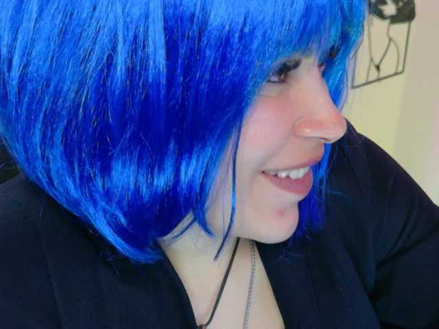 Ivypoison10 live cam on BongaCams