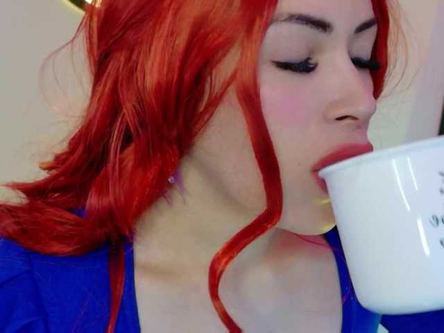 Ivypoison10 live cam on BongaCams