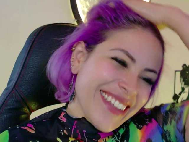 Ivypoison10 live cam